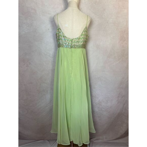 Vintage 1960s GreenโEveningโDressโGown - Picture 2 of 9